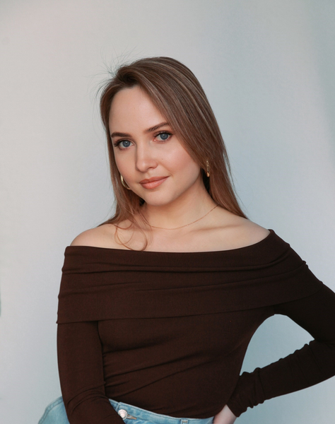 Дина дизайнер