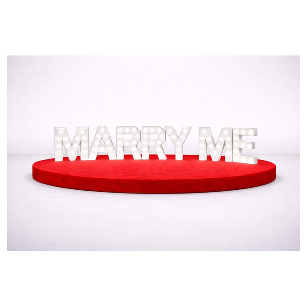 Фотозона "Marry Me"