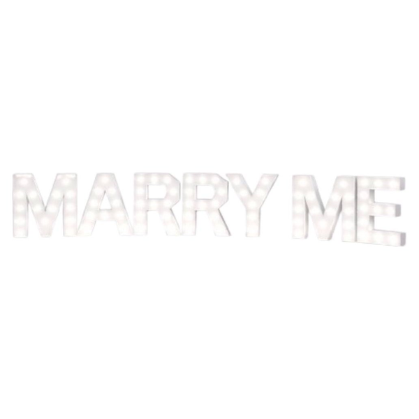 Светящиеся буквы "Marry Me"